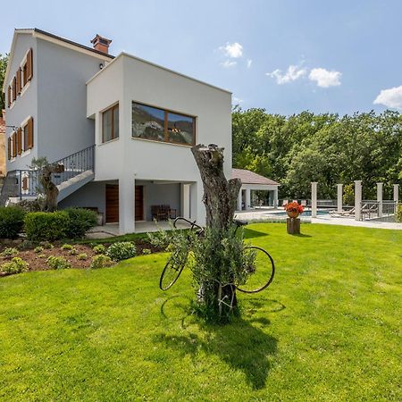 Villa Grey Stone Gata Ngoại thất bức ảnh